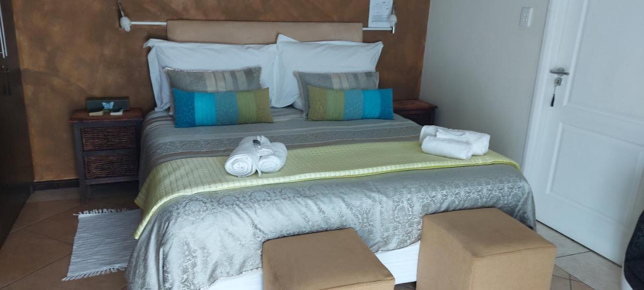Lumley'S Place Guesthouse Pniel Εξωτερικό φωτογραφία