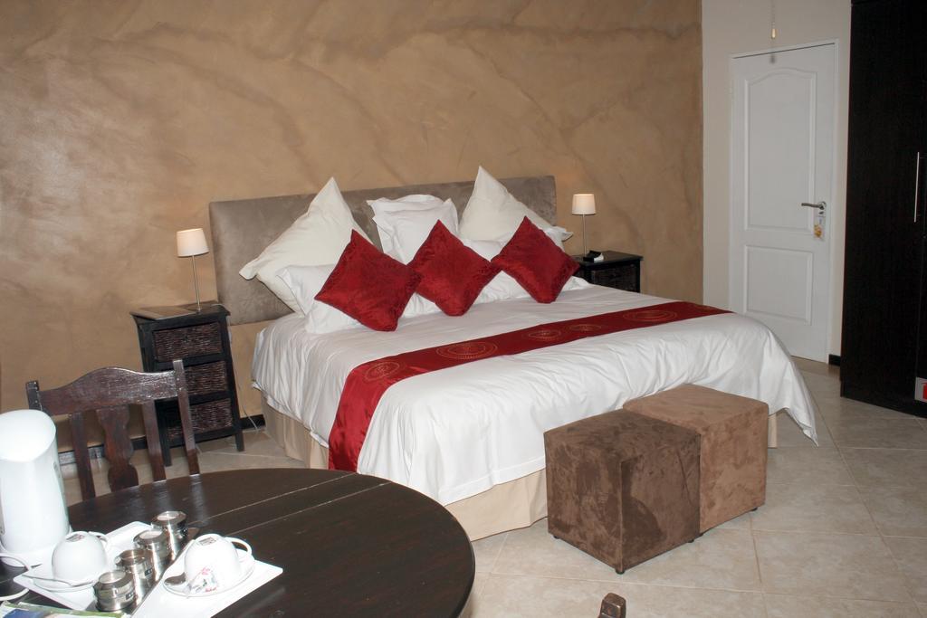 Lumley'S Place Guesthouse Pniel Δωμάτιο φωτογραφία